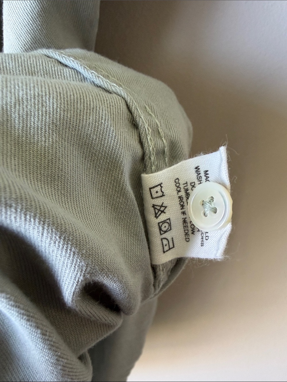 Buck Mason Fog Draped Twill Short Sleeve One Pocket button up - Fog Green Men M - Picture 10 of 12